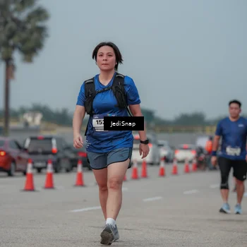 Runner Photo 7555089