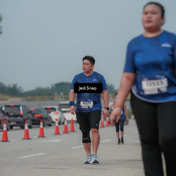 Runner Photo 7555099