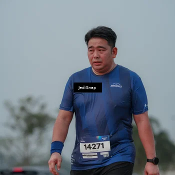 Runner Photo 7555105
