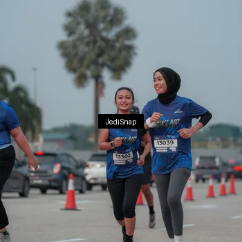 Runner Photo 7555123
