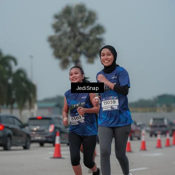 Runner Photo 7555125