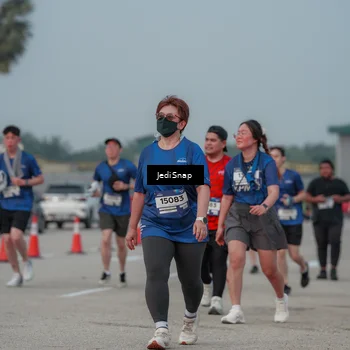 Runner Photo 7555137