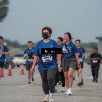 Runner Photo 7555140