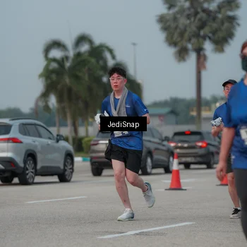 Runner Photo 7555152