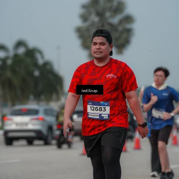 Runner Photo 7555158