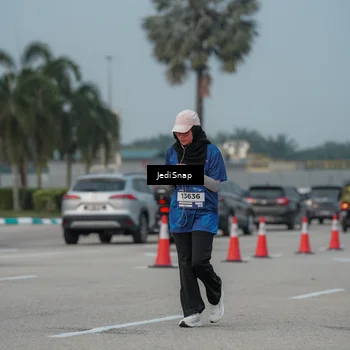 Runner Photo 7555160