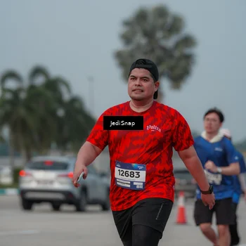 Runner Photo 7555163