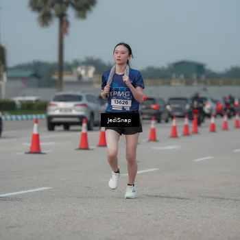 Runner Photo 7555181