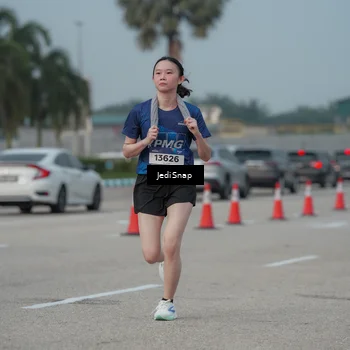 Runner Photo 7555188