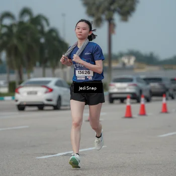 Runner Photo 7555189