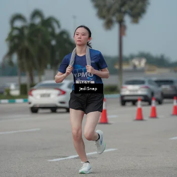 Runner Photo 7555191