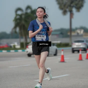 Runner Photo 7555193