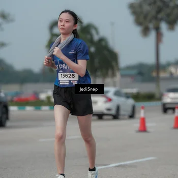 Runner Photo 7555197