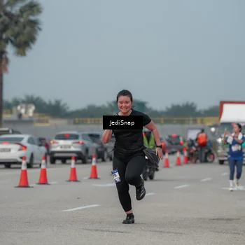 Runner Photo 7555210