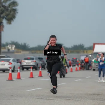 Runner Photo 7555211