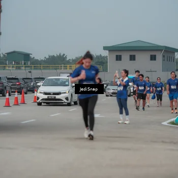 Runner Photo 7555233