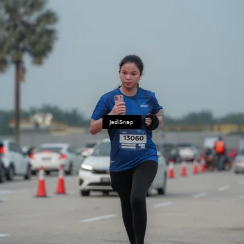 Runner Photo 7555240