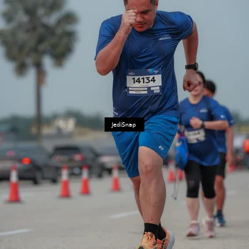 Runner Photo 7555246