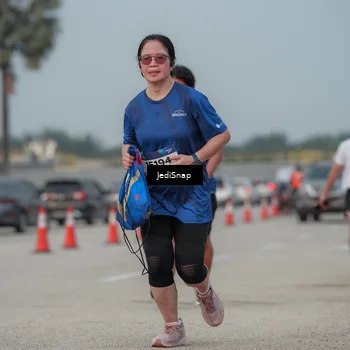 Runner Photo 7555252