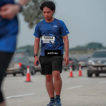 Runner Photo 7555253