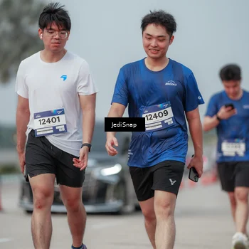 Runner Photo 7555263
