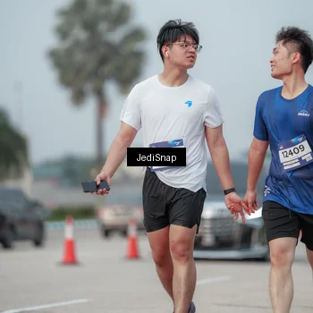 Runner Photo 7555264