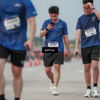 Runner Photo 7555266