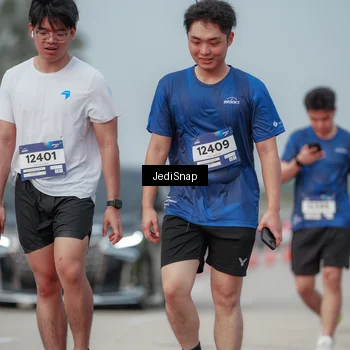 Runner Photo 7555268