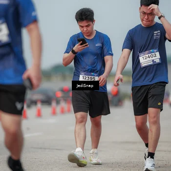 Runner Photo 7555271