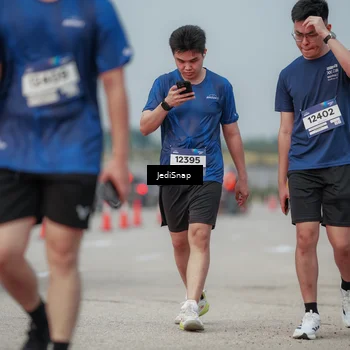 Runner Photo 7555272