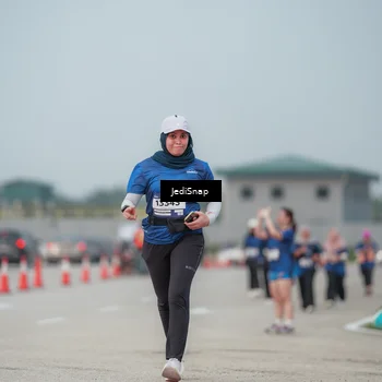 Runner Photo 7555289