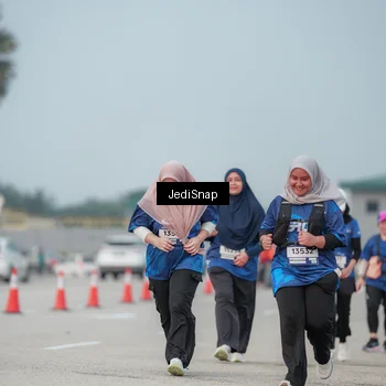 Runner Photo 7555310