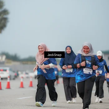 Runner Photo 7555314