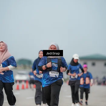 Runner Photo 7555316