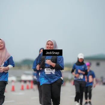 Runner Photo 7555320