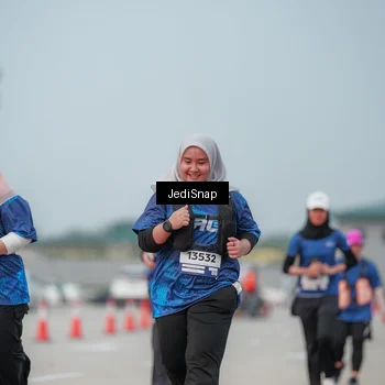 Runner Photo 7555324