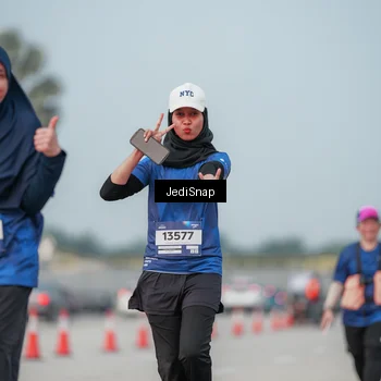 Runner Photo 7555329