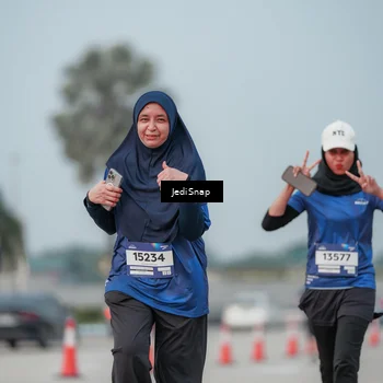 Runner Photo 7555330