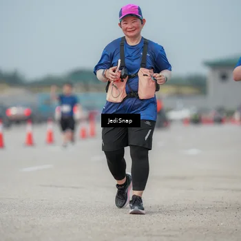 Runner Photo 7555339
