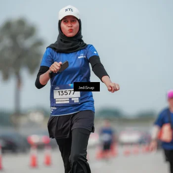 Runner Photo 7555341