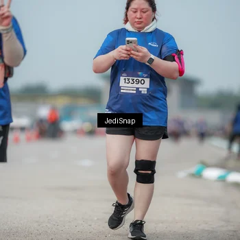 Runner Photo 7555350
