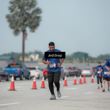 Runner Photo 7555352