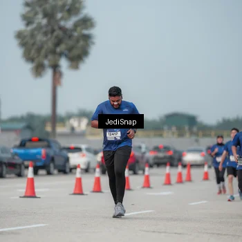 Runner Photo 7555354