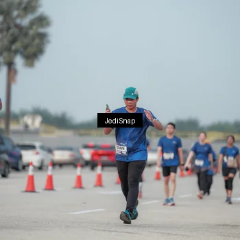 Runner Photo 7555364