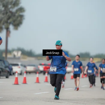 Runner Photo 7555365