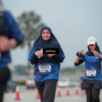 Runner Photo 7555373