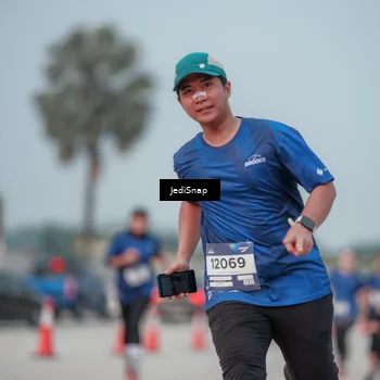 Runner Photo 7555375