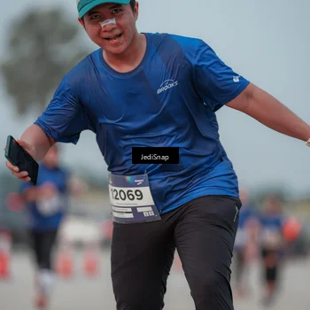 Runner Photo 7555379
