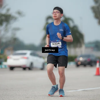 Runner Photo 7555392