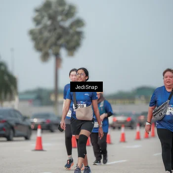 Runner Photo 7555398